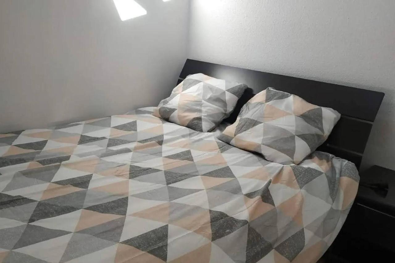 Appartement Proche Marche Au Coeur Du Centre + Wifi La Rochelle  Kültér fotó